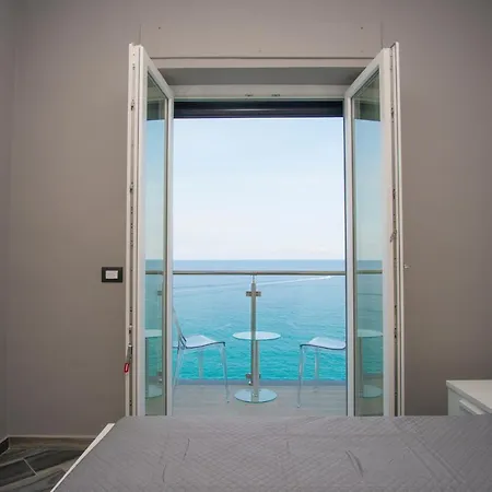 La Dimora Sul Mare Bed & Breakfast *