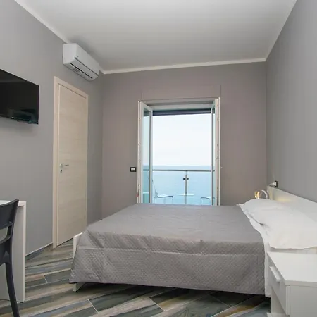 La Dimora Sul Mare Bed & Breakfast