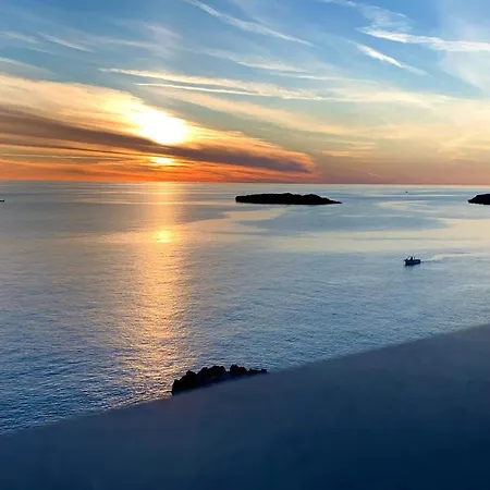 La Dimora Sul Mare Bed & Breakfast
