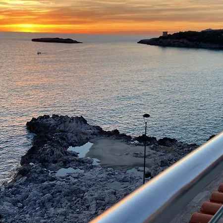La Dimora Sul Mare Bed & Breakfast