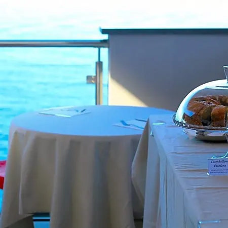 La Dimora Sul Mare Bed and breakfast Marina di Camerota