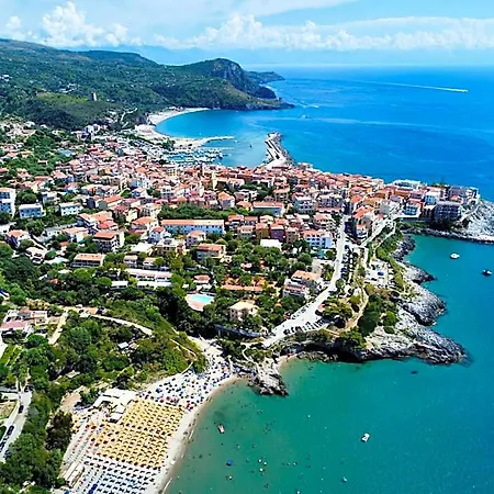 Bed and breakfast La Dimora Sul Mare 4*